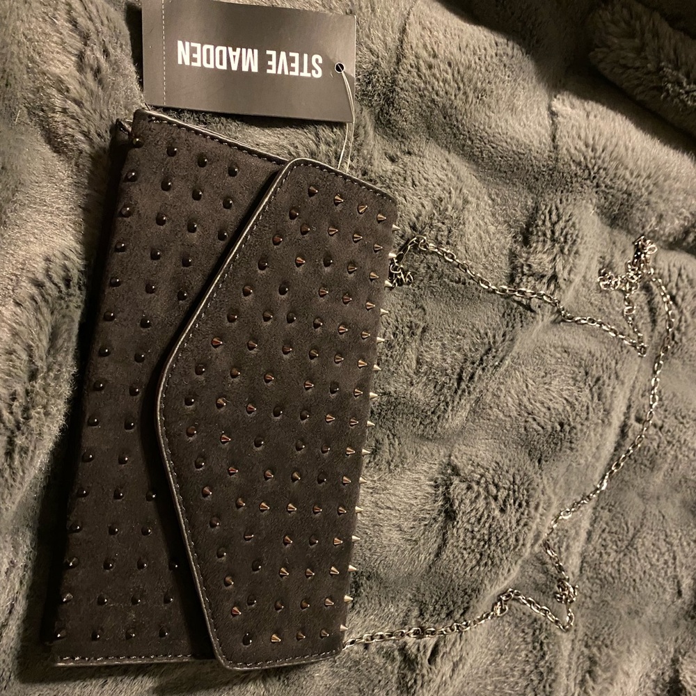 Steve Madden - Picture 4 of 6